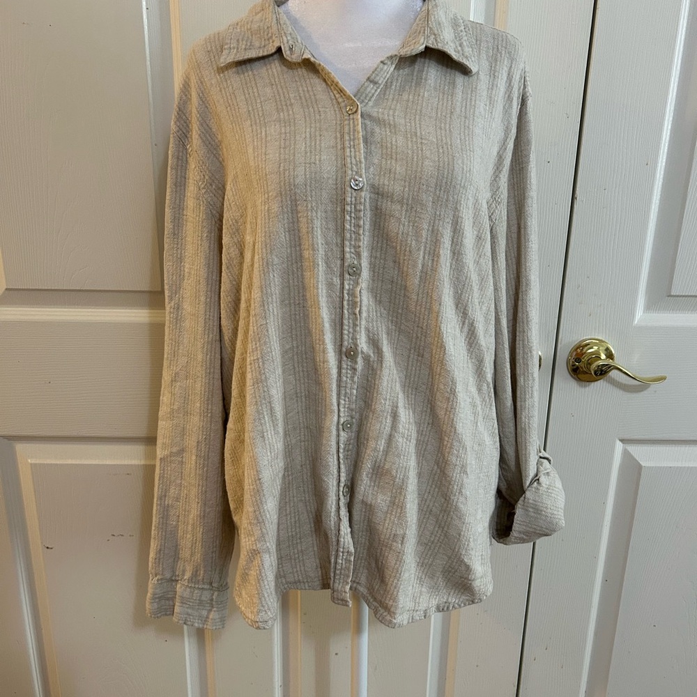 Orvis women’s casual button down, XL